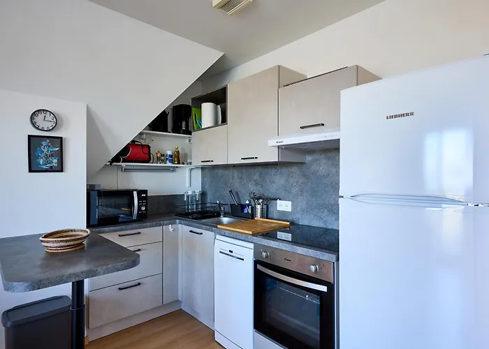 Le Quai Bleu - 200 M De La * クルル・シュル・メール